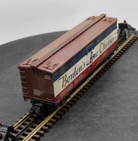 Atlas 6704-2 Borden's Fine Cheese 40' Woodside Refrigerator Car O Scale WEATHERED AS IS Used Excellent
