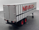 Weaver U25002 Navajo 35 ft. Trailer O SCALE Like New