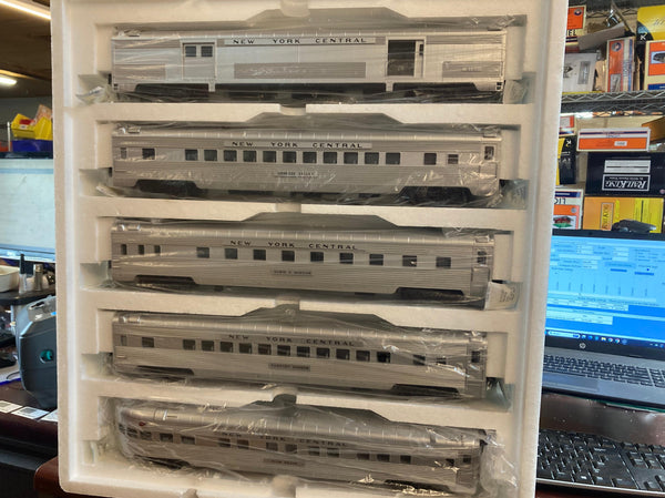 MTH Premier 20-6568 New York Central 70' Streamlined Passenger Set O SCALE Like New