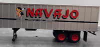 Weaver U25002 Navajo 35 ft. Trailer O SCALE Like New