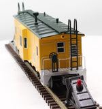 MTH Railking 30-77301 Chicago & North Western CNW Bay Window Caboose O SCALE Like New Damaged Box