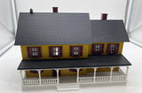 MTH Railking 30-9015 Farm Country House yellow red shutters O SCALE Used Excellent