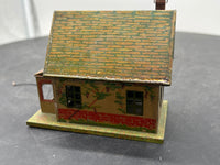 Lionel Prewar House #1 Lit (not original lighting)  Used No Box as is
