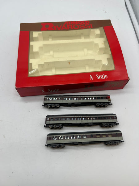 Arnold Rivarossi 0554 Lackawanna heavyweight passenger set 3 pcs N scale Like New Damaged Box