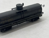 Blackstone Models B340606W UTLX Narrow Frame Tank Car weathered HOn3 Scale Used Excellent