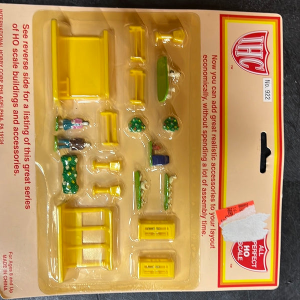 International Hobby Corp IHC 922 Accessory pack HO scale