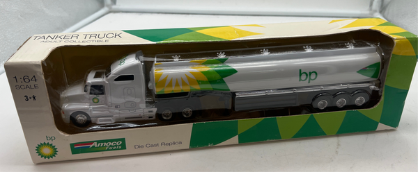 REALTOY RT2005 AMOCO BP FUEL TANKER TRUCK 1/64 SCALE NEW