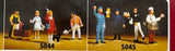 LGB 5049 SIX FIGURES G SCALE (AS PICTURED) MAN WITH SUSPENEDRS MISSING ITEM FOR HAND Used Damaged Box