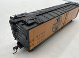 Santa Fe SFRD 37322 Reefer Car w Kadee Couplers HO SCALE Used Excellent Damaged Box