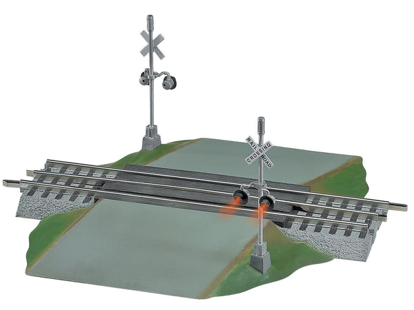 Lionel 6-12052 FASTRACK GRADE CROSSING WITH FLASHERS O SCALE NEW