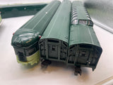 Williams Northern Pacific NP AA Set with 5 Passenger cars O SCALE Used Excellent