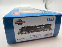 Athearn rnd77707 Norfolk Southern AC44C6M AC4400 diesel locomotive HO SCALE NEW