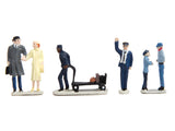 Lionel 6-24123 Passenger Station People Pack O SCALE Like New