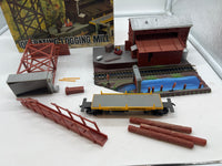 LIFELIKE 08701 OPERATING LOGGING MILL TRACKSIDE STRUCTURE HO SCALE Like New AS IS