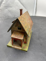 Lionel Prewar House #2 Lit (not original lighting) Used No Box as is
