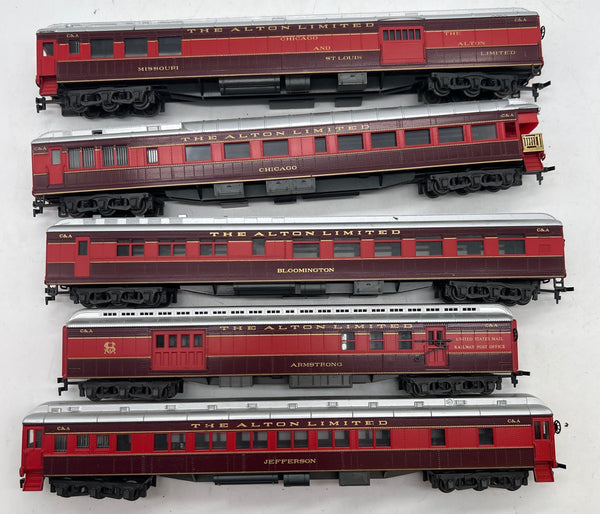 Rivarossi Set of 5 Chicago Alton Passenger Cars HO SCALE  Used Excellent No Box