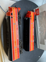 Lionel 6-8260 6-8262 Southern Pacific SP Daylight F3AA engine and non powered O SCALE Like New