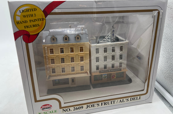 Model Power 2609 N Joe's Fruits & Vegetables & Al's Deli 4-Story Built up Buildings N SCALE NEW