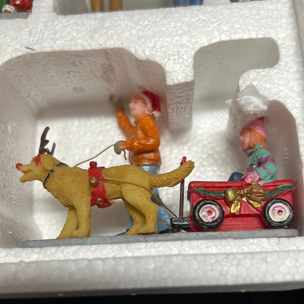 Lemax 23949 Christmas Doggie Parade Set of 5