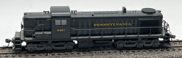 Kato Pennsylvania PRR Brunswick Green 8451 Diesel Locomotive HO SCALE Like New No Box