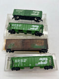 Lot of 4 Burlington Northern Cars N SCALE Like New