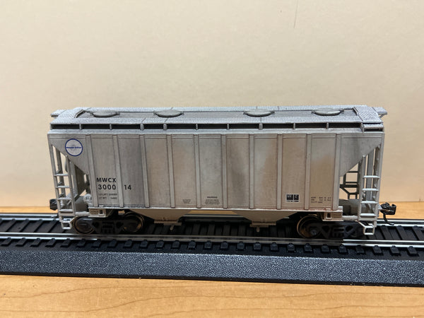 Walthers Mainline 910-7119 MWCX 37' 2980 Cu Ft Covered Hopper 300014 HO SCALE Used