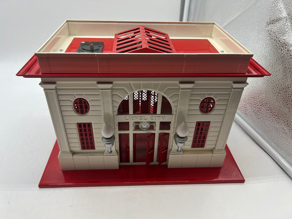 Lionel 6-13800 #1115 operating passenger station tinplate cream/red Standard gauge Used Excellent Damaged Box