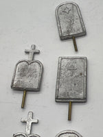 Set of 6 Gravestones Metal Detailed G SCALE Like New No Box