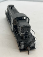 Kato NYC-8219-5 new York Central NYC 8219 Diesel locomotive gray HO SCALE Used Excellent No Box