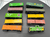 HO Scale Bargain Car Pack 79: 10 Northern Pacific Freight Cars HO SCALE USED