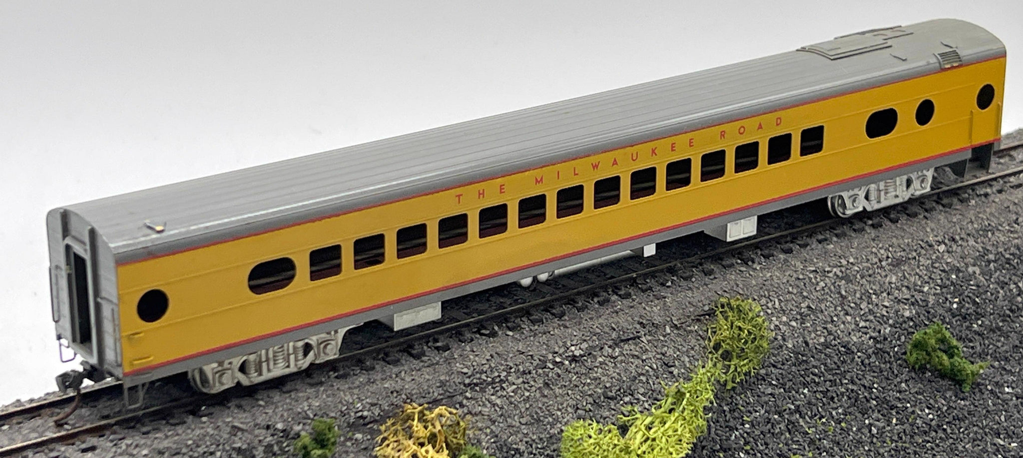 N GAUGE SCALE Model Railway Train Layout Locomotives Atlas Union