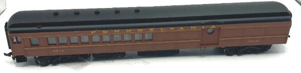 Bachmann Spectrum 89011 Pennsylvania Railroad PRR Combine Car #9916 With Porthole Door HO SCALE