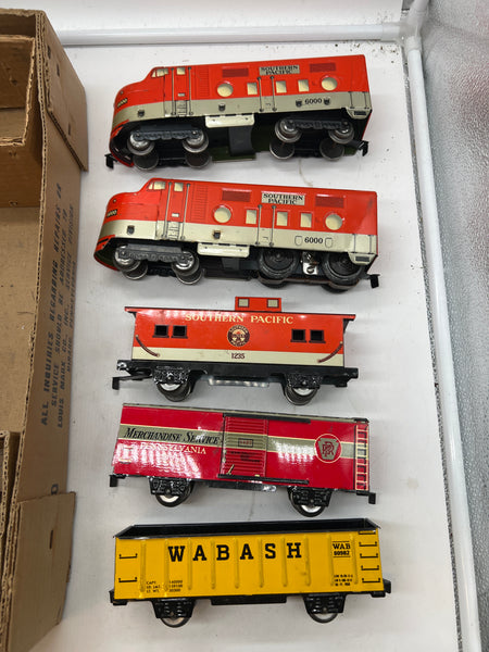 MARX 9500 SOUTHERN PACIFIC SP DIESEL TYPE TRAIN SET O SCALE Used Excellent Damaged Box As Is