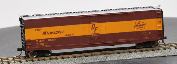 Accurail Ready 82020 MILW 50' AAR Plug Door Box Car 2563 HO SCALE NEW