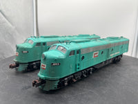 Lionel 2333340 Penn Central (Harry Heinke Weathered) LEGACY E8 AA O SCALE WEATHERED AS IS Like New
