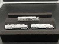 Kato 106-090 CB&Q EMD E5A & Silver Streak Zephyr 6 Unit Set PLUS 2 Additional E5 Locomotives N Scale