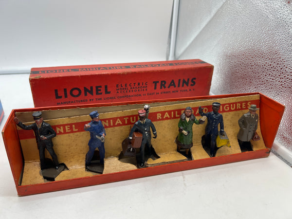 LIONEL PREWAR 550 1930S RAILROAD FIGURES (SET OF 6) STANDARD GAUGE Used Excellent porter missing one bag