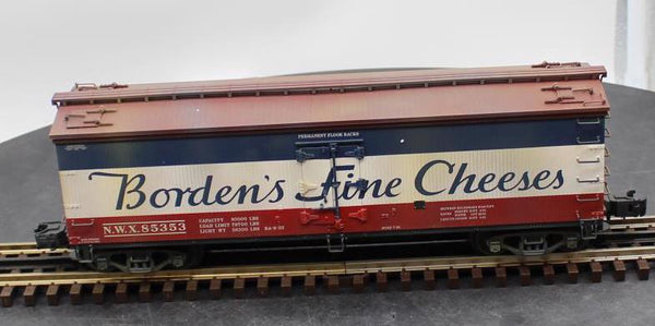 Atlas 6704-2 Borden's Fine Cheese 40' Woodside Refrigerator Car O Scale WEATHERED AS IS Used Excellent