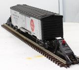 Lionel 6-9740 CHESSIE Box Car O Scale Used Damaged Box