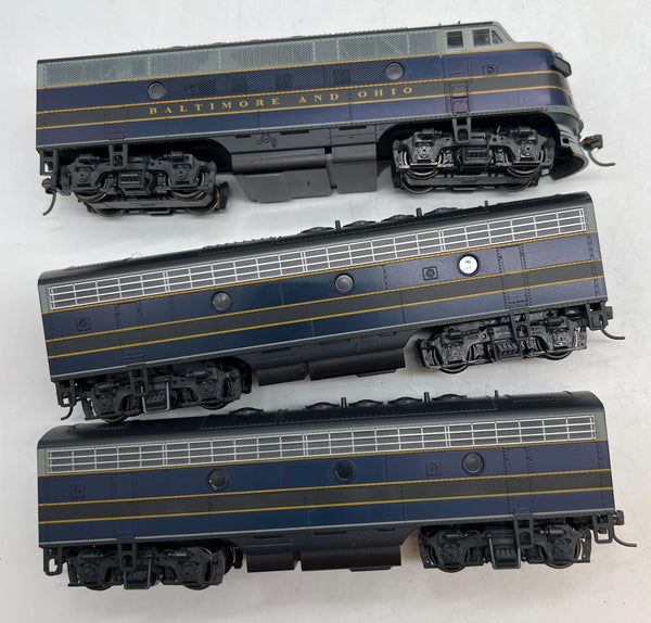 Kato Baltimore & Ohio B&O ABB Set (2 Pwd Units, 1 Nonpwd) Locomotive set HO SCALE Like New No Box