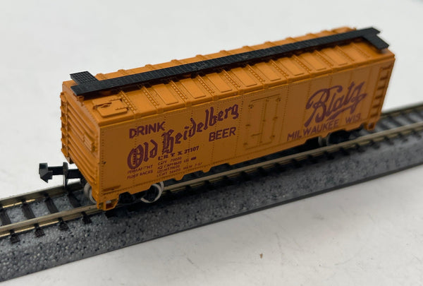 Minitrix 3249 Heidelberg beer 40' Reefer N SCALE Like New Damaged Box