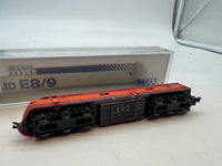 KATO 176-282 Southern Pacific Daylight EMD E8/9A #6053 Locomotive N Scale Used Excellent