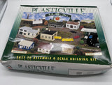 Bachmann 45601 PLASTICVILLE U. S. A. TURNPIKE INTERCHANGE O SCALE  NEW Damaged Box