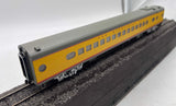 Walthers 932-9252 MILWAUKEE ROAD 30 Seat Parlor Car Yellow Scheme Mainline HO Scale Like New