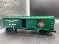 Lionel 6-36206 REA BOXCAR O SCALE Like New