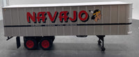 Weaver U25002 Navajo 35 ft. Trailer O SCALE Like New