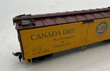 Athearn 5202 canada dry reefer car HO Scale Used as is