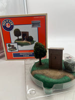 Lionel 6-34150 The Reading Room Operating Outhouse building O SCALE Like New