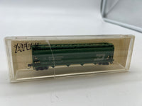Atlas 3703 Burlington Northern Hopper N SCALE Like New Damaged Box