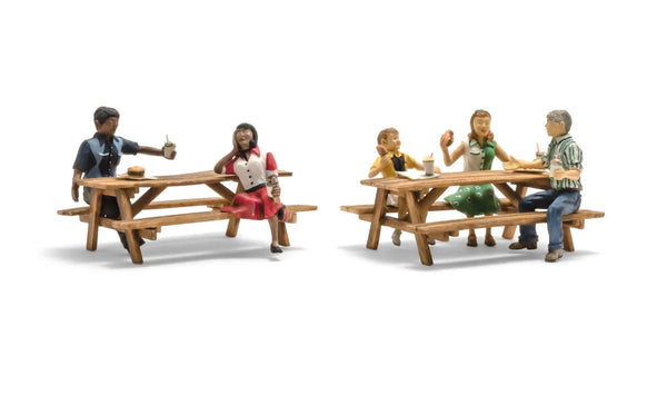 Woodland Scenics WDS A2214 WDS2214 Outdoor Dining - N Scale NEW